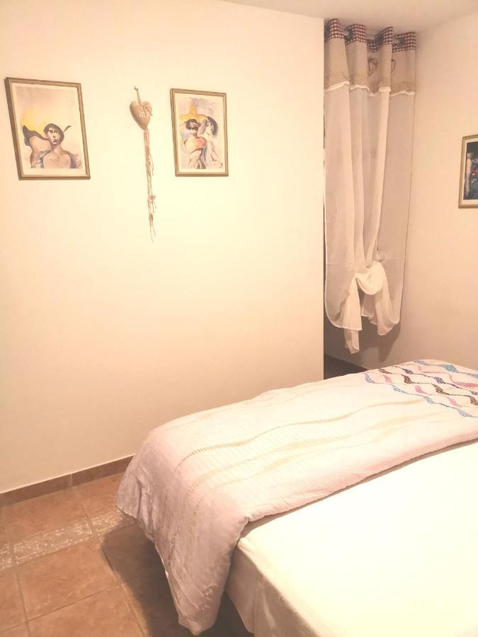 Apartment Giulio - 10Mt To The Beach Ровинь Экстерьер фото