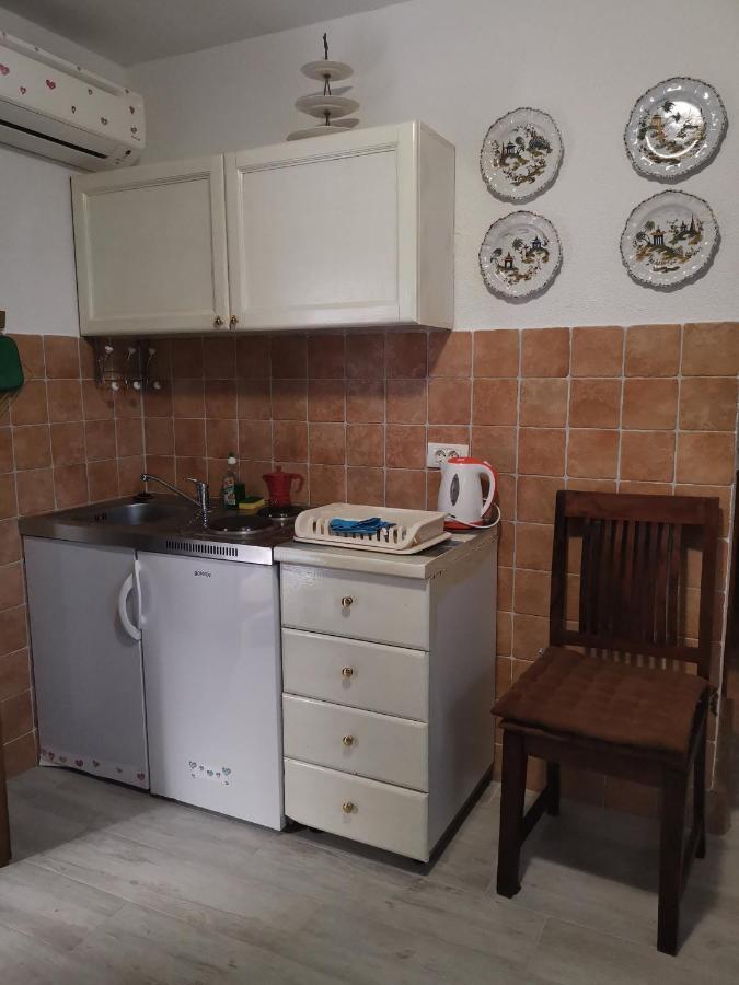Apartment Giulio - 10Mt To The Beach Ровинь Экстерьер фото